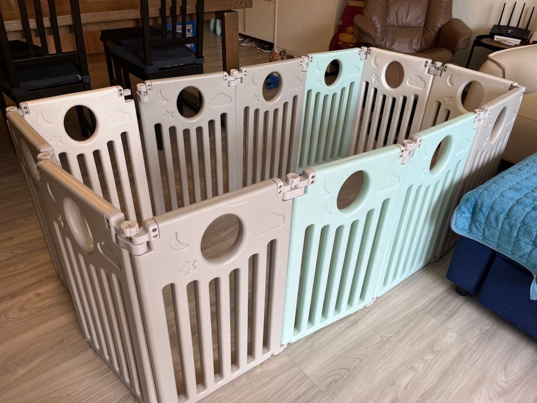 Play pen