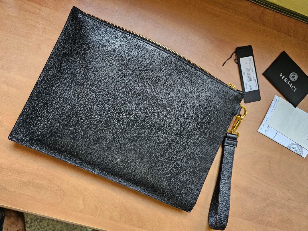 Rtp:$1000 Versace Medusa Palazzo Clutch, Luxury, Bags & Wallets on ...