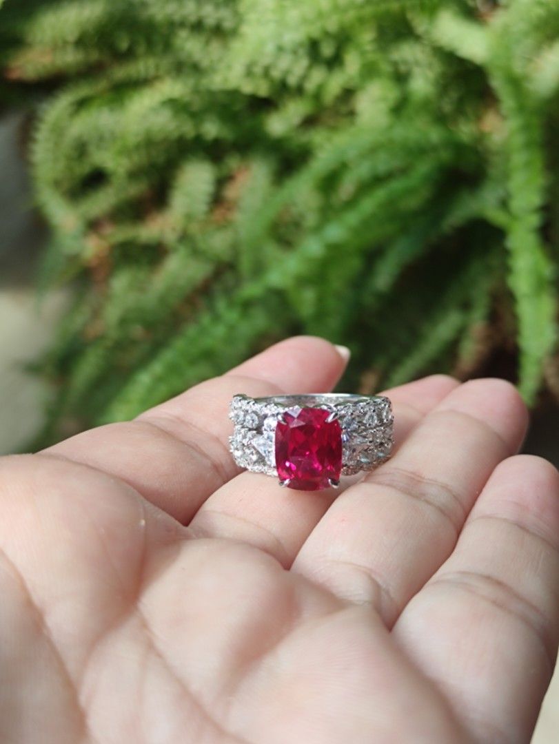 White ruby ring store