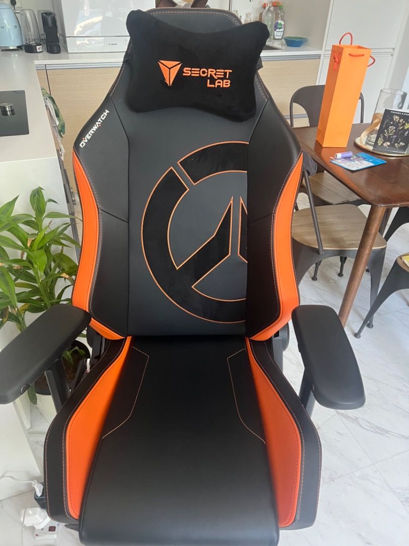 Science lab gaming chair 2025