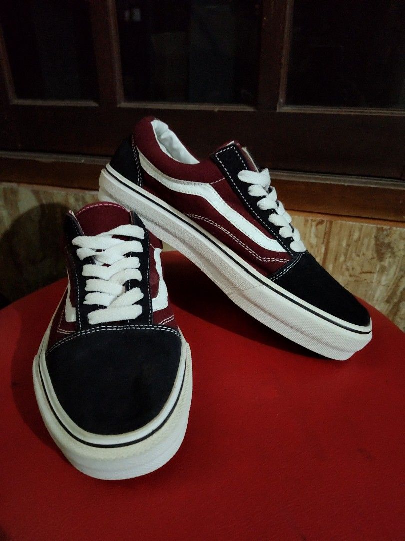 Sepatu Vans Oldskool Black Maroon Size 41 Fesyen Pria Sepatu