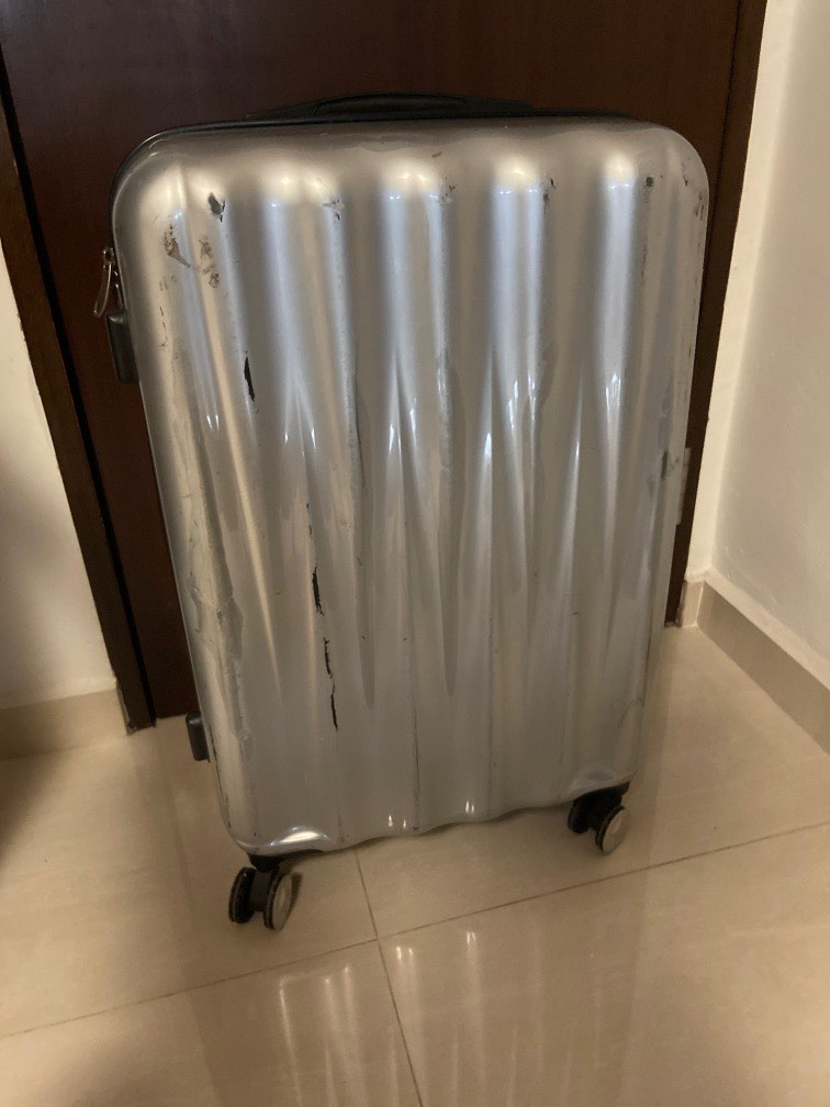 Silver Hardcase Luggage, Hobbies & Toys, Travel, Luggage on Carousell