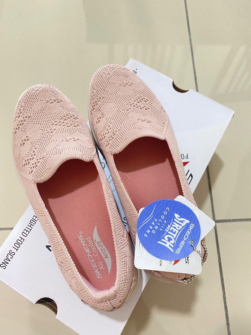 Skechers stretch shop fit flats