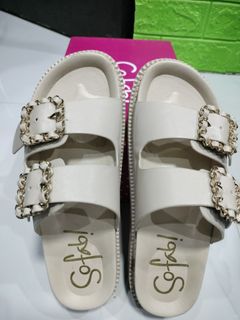 (Category: ) located in . Submitted by Jahs_Bags (Listing ID 1240092534, Image 1). Description: .
