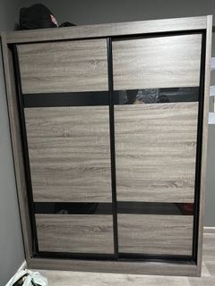 (Category: ) located in . Submitted by miniclosetsale (Listing ID 1240232986, Image 1). Description: .