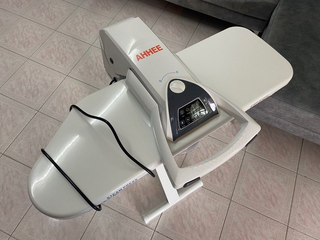 Mesin outlet steam press