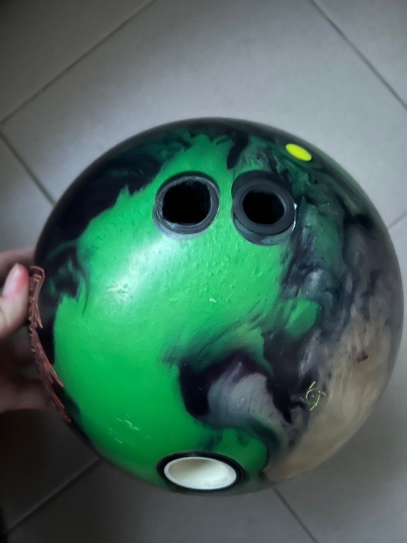 Storm Intense Bowling ball 15lbs, Sports Equipment, Sports & Games