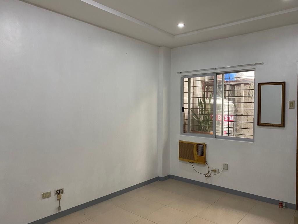 Studio Room at Gorordo, Property, Rentals, Room Rentals on Carousell