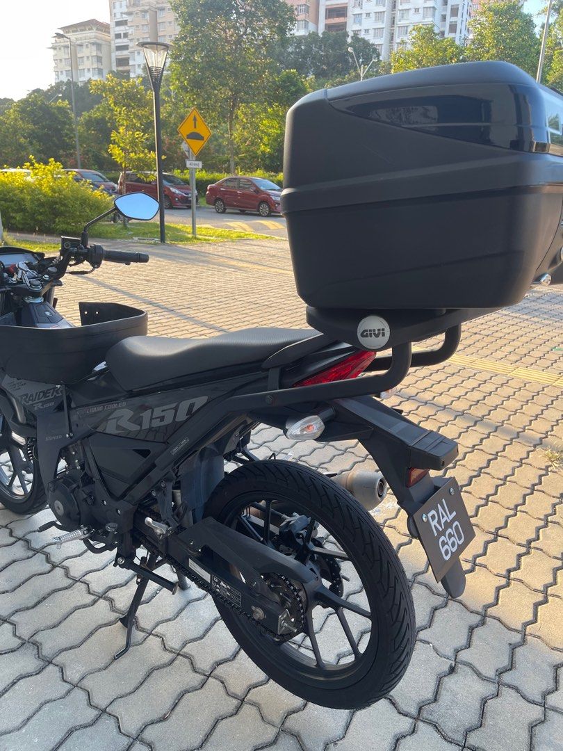 Suzuki raider 150fi Motorbikes on Carousell