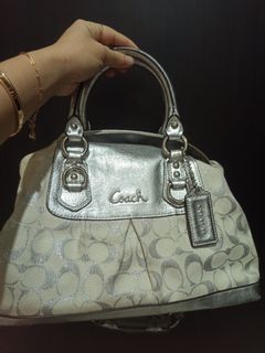 (Kategori: ) berada di . Dikirim oleh deespreloved07 (ID iklan 1240187305, Gambar 1). Deskripsi: .