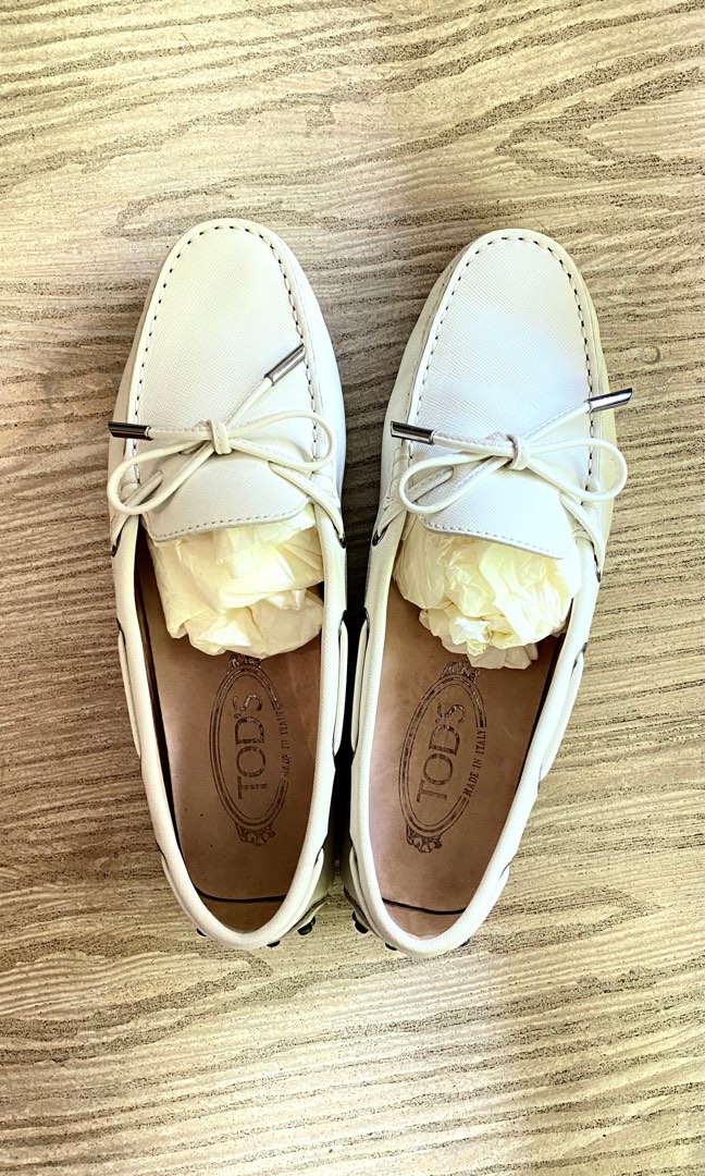 White leather sale driving shoes