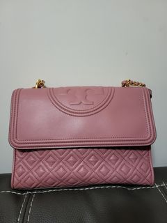 （分類：）位於 。 由 CluxuryC 提交（商品編號 1240176414，圖片 1）。簡介： 。