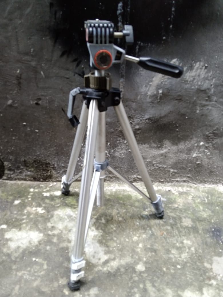 Tripod / Standing Camera SLIK Stainless Kuno Jadul Antik on Carousell