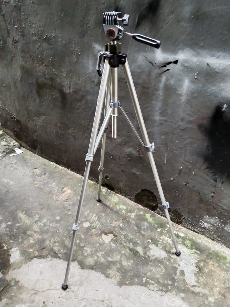 Tripod / Standing Camera SLIK Stainless Kuno Jadul Antik on Carousell