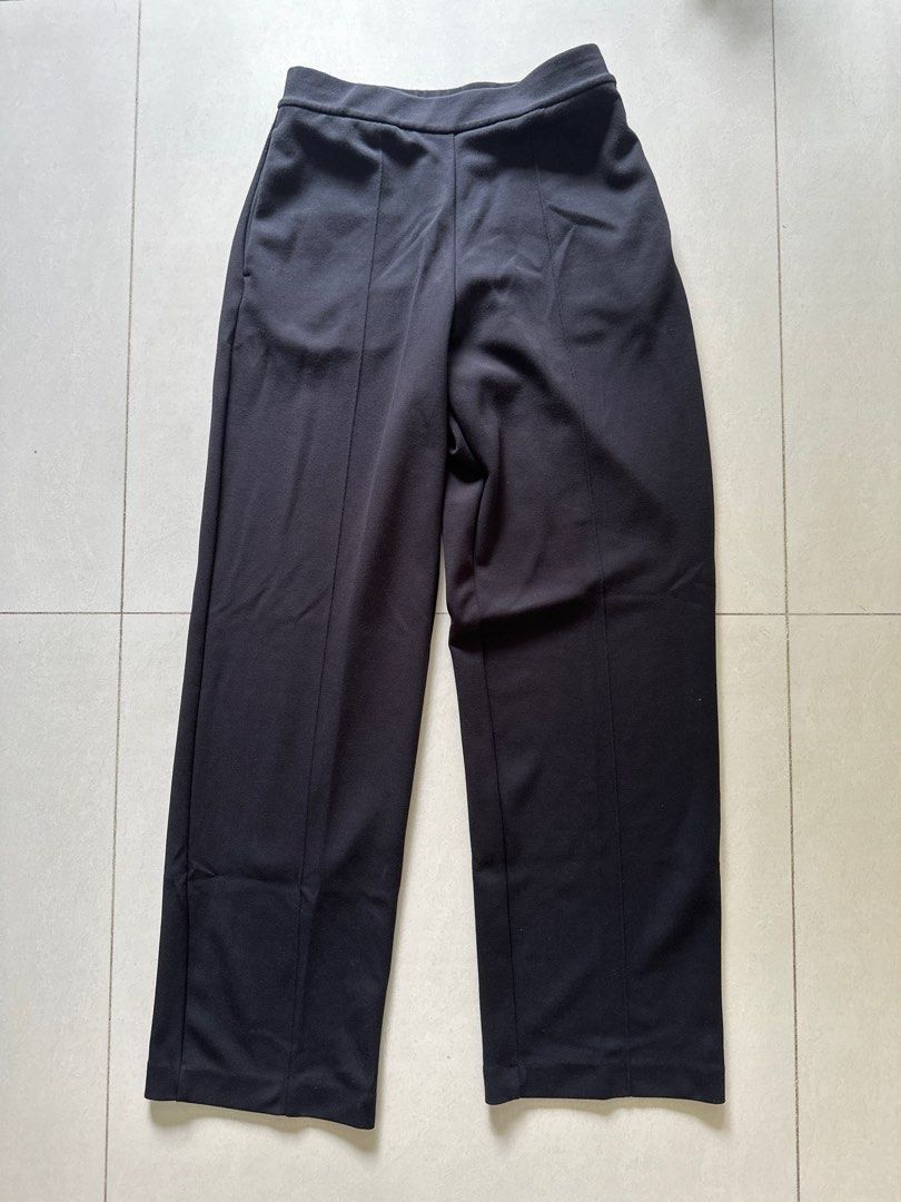 Uniqlo Women Stretch Double Face Straight Pants #bestsellers, Women's  Fashion, Bottoms on Carousell