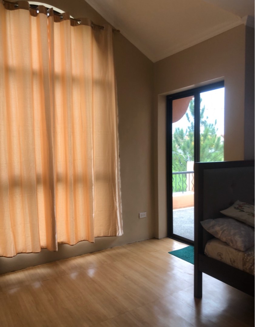 Valenza Sta Rosa Laguna Brand New Furnished with Bath Tub House 1st