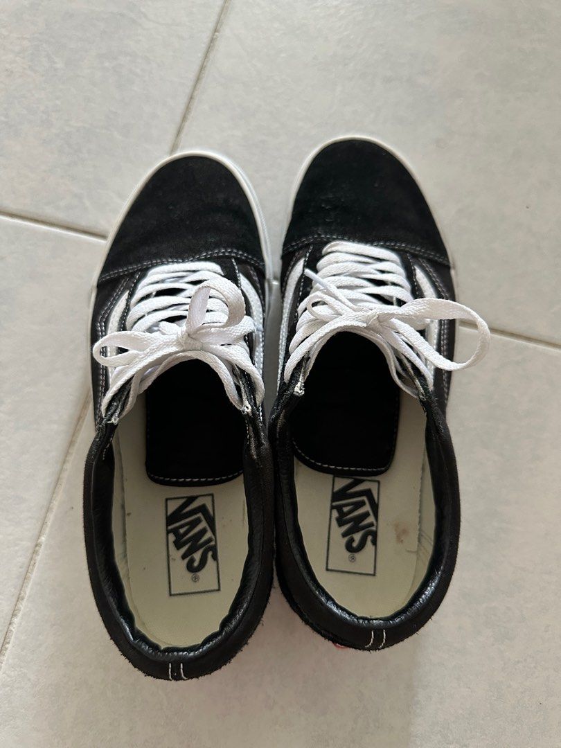 vans on sale black