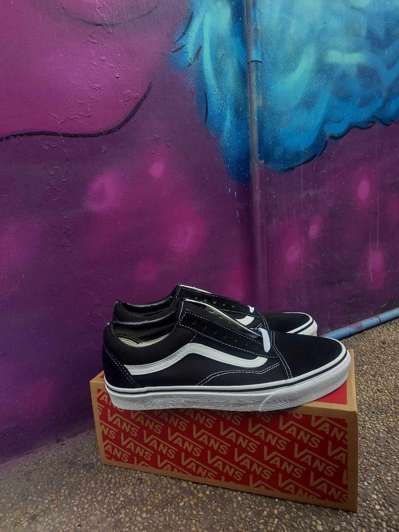 Vans size 8 shoes deals