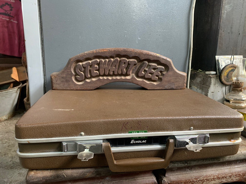 Echolac briefcase discount
