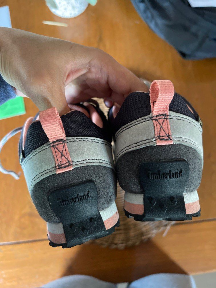 Woman hiking shoes TIMBERLAND size 3.5 UK GORETEX Women s Fashion