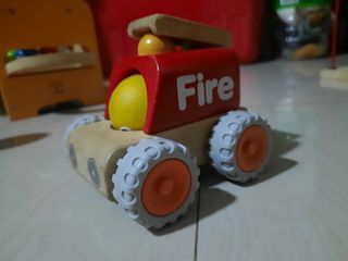 Wonderworld Smiley Fire Engine Wooden Toy