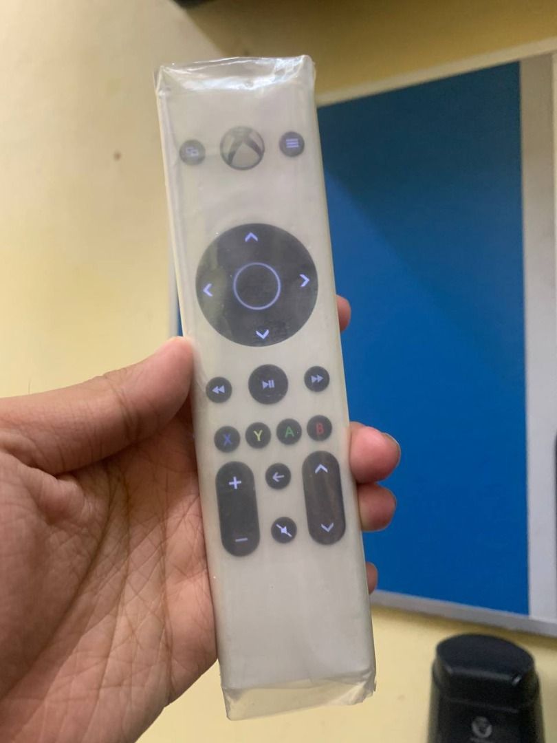 Xbox Remote Controller, Video Gaming, Video Game Consoles, Xbox on Carousell