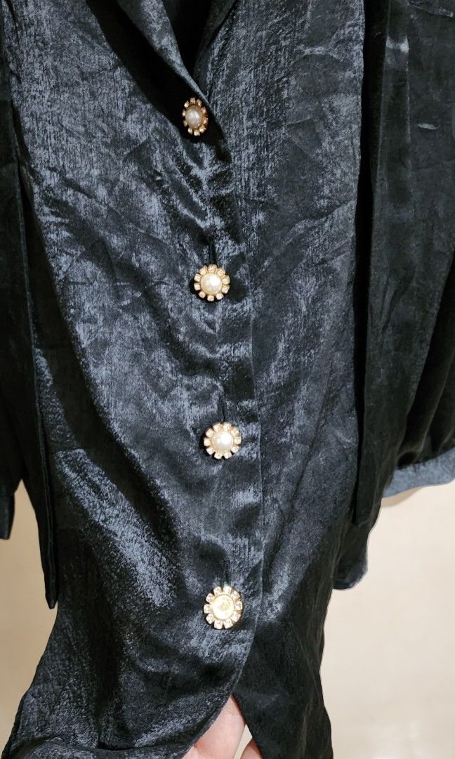 Zara Satin top (Category: Blouses) located in Caloocan City. Submitted by val02 (Listing ID 1240078849, Image 2). Description: will fit up to medium size ‼️flaw- missing pearl on the lower button, unnoticeable when worn‼️.