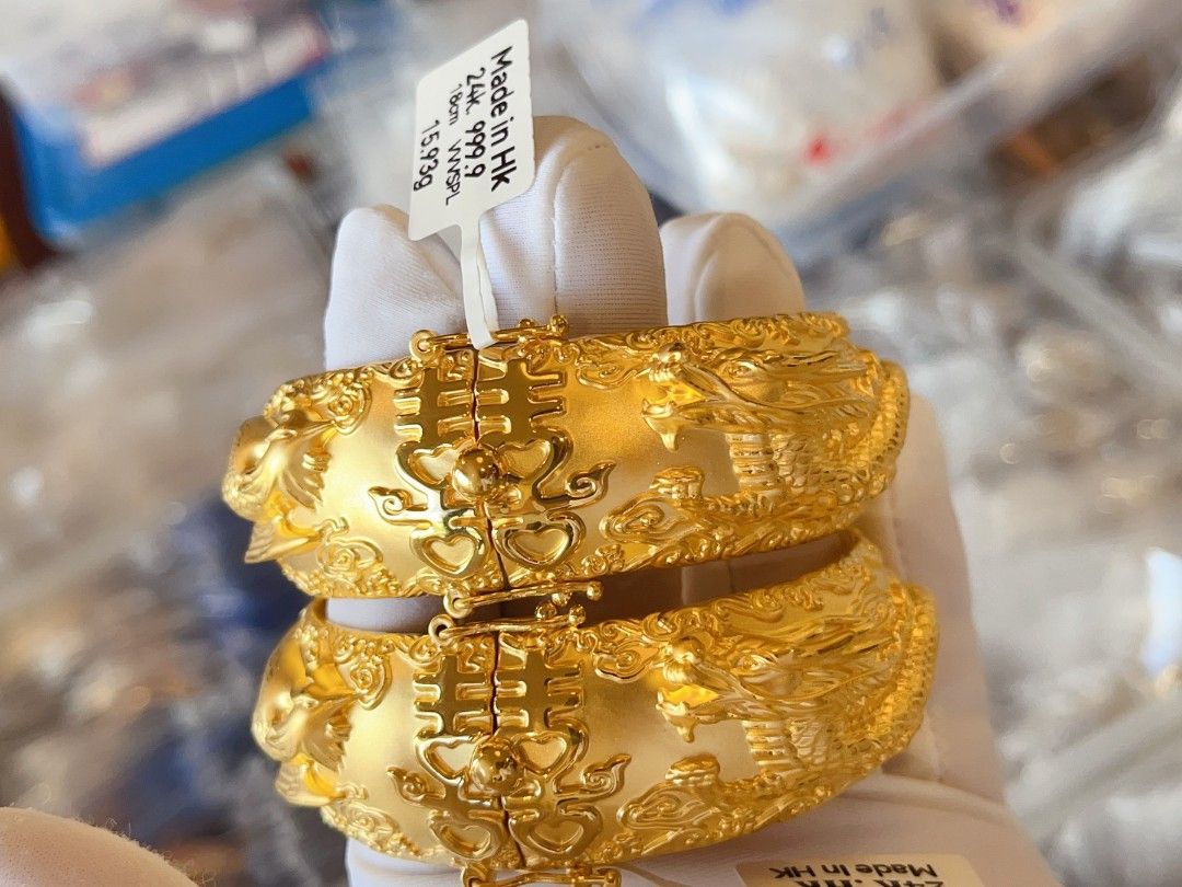 New Product Bracelet Hongkong Design . Weight : 9,53gr . Length : 17cm .  High Quality Gold 24K 99,9% Gold… | Instagram
