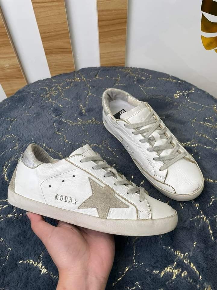 Golden Goose Deluxe Brand Superstar Sneaker Size 35