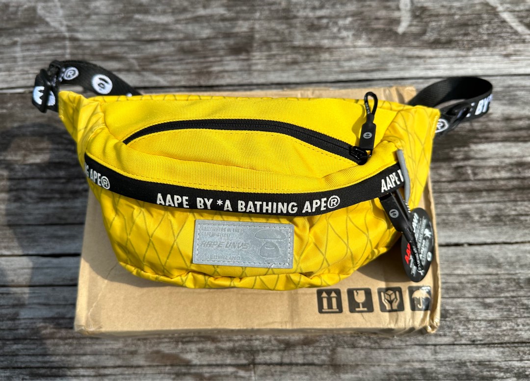 Aape by A Bathing Ape Waistbag Original With Tag Preloved Men s
