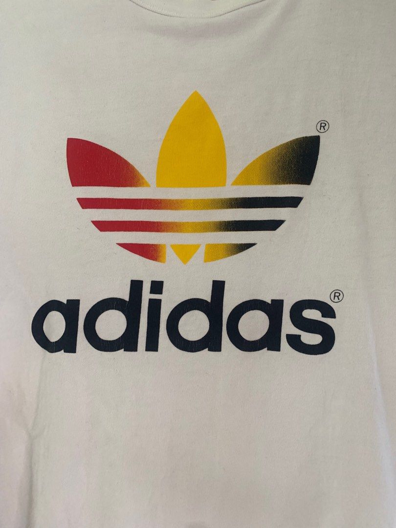 Adidas 2025 adicolor imagenes