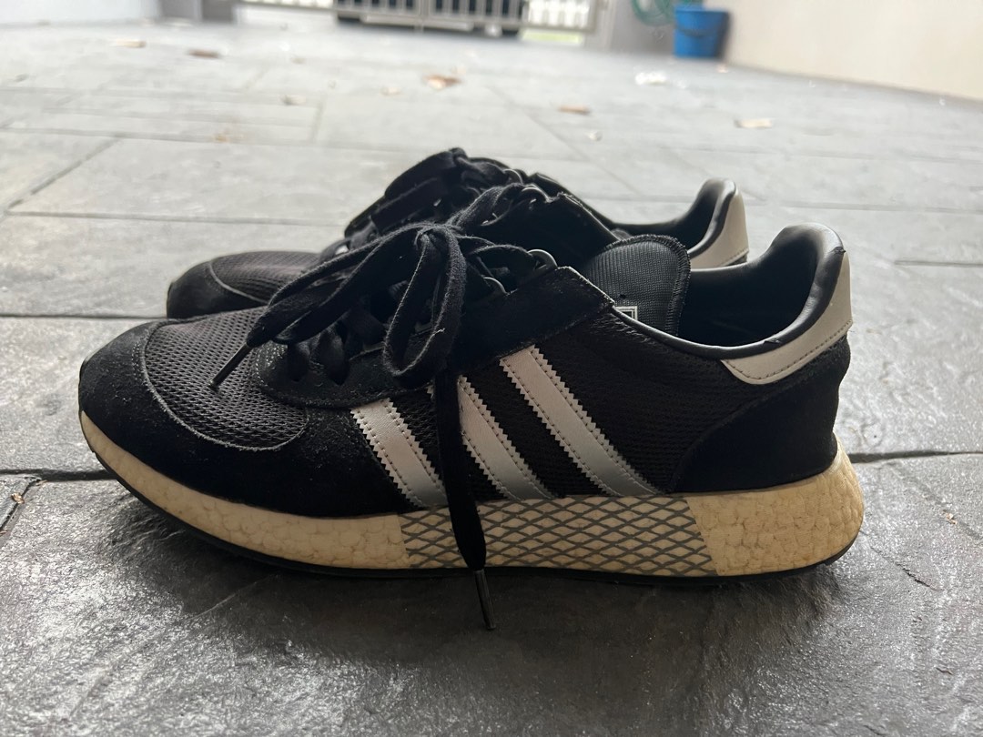 Adidas i5923, Men's Fashion, Footwear, Sneakers on Carousell