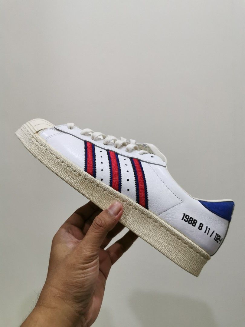 D-mop adidas superstar store
