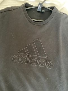 (Category: ) located in . Submitted by declutter.clothes (Listing ID 1235330844, Image 1). Description: .
