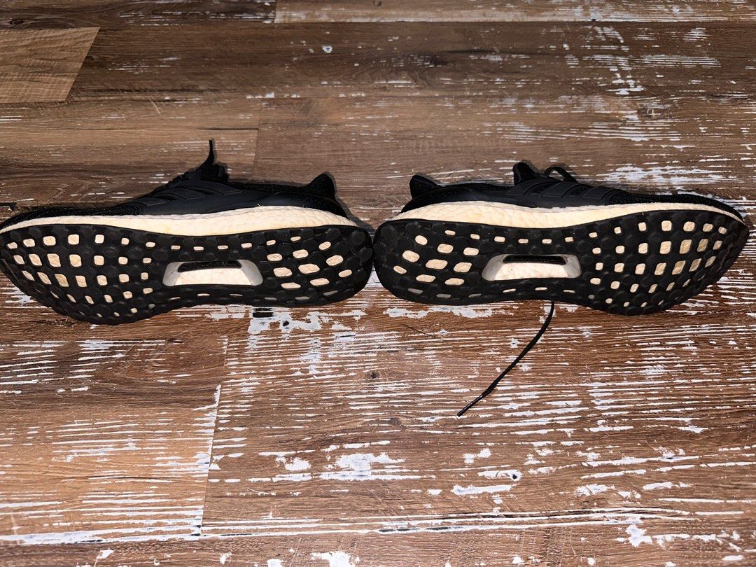 Ultra boost hotsell continental sole