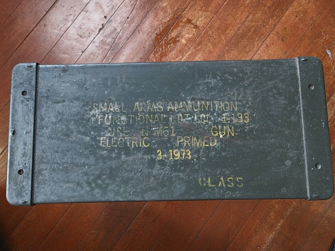 Antique Ammo Box (Category: Storage Boxes & Baskets) located in Angeles City. Submitted by archers78 (Listing ID 1235365841, Image 3). Description: 1973 Ammunition Box Well kept. Please see pics Full metal. Water resistant. Dimensions L18.5 in x W8.5 in x H14.5 in 📍 Location: Angeles Pampanga 👉 Pick-up or Delivery only 🚚 Shipping: via JnT (Buyers expense) 💸 MOP: GCash/Bank Transfer/Cash(pick-up).