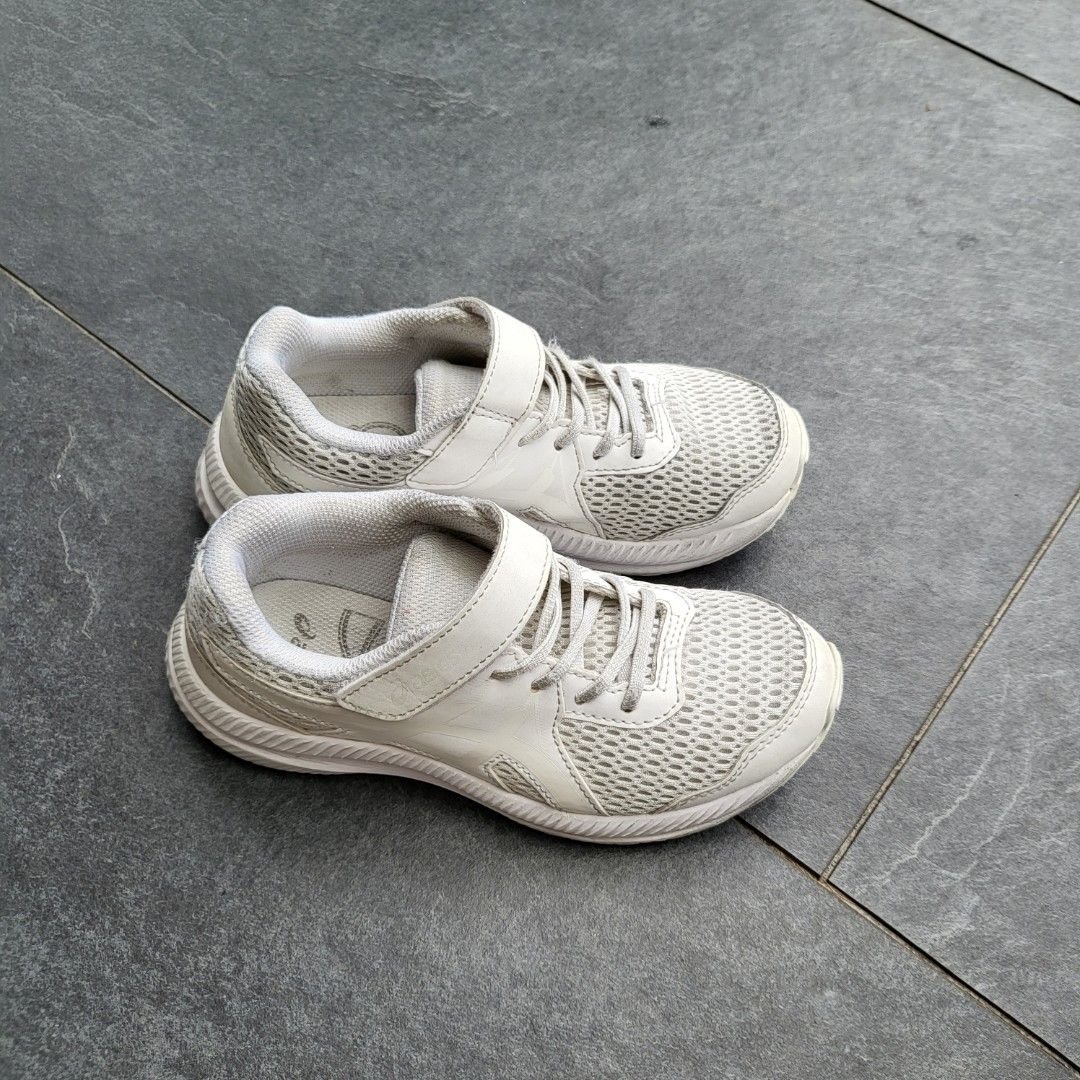 ASICS White school shoes US size 1 Euro 32.5 20cm