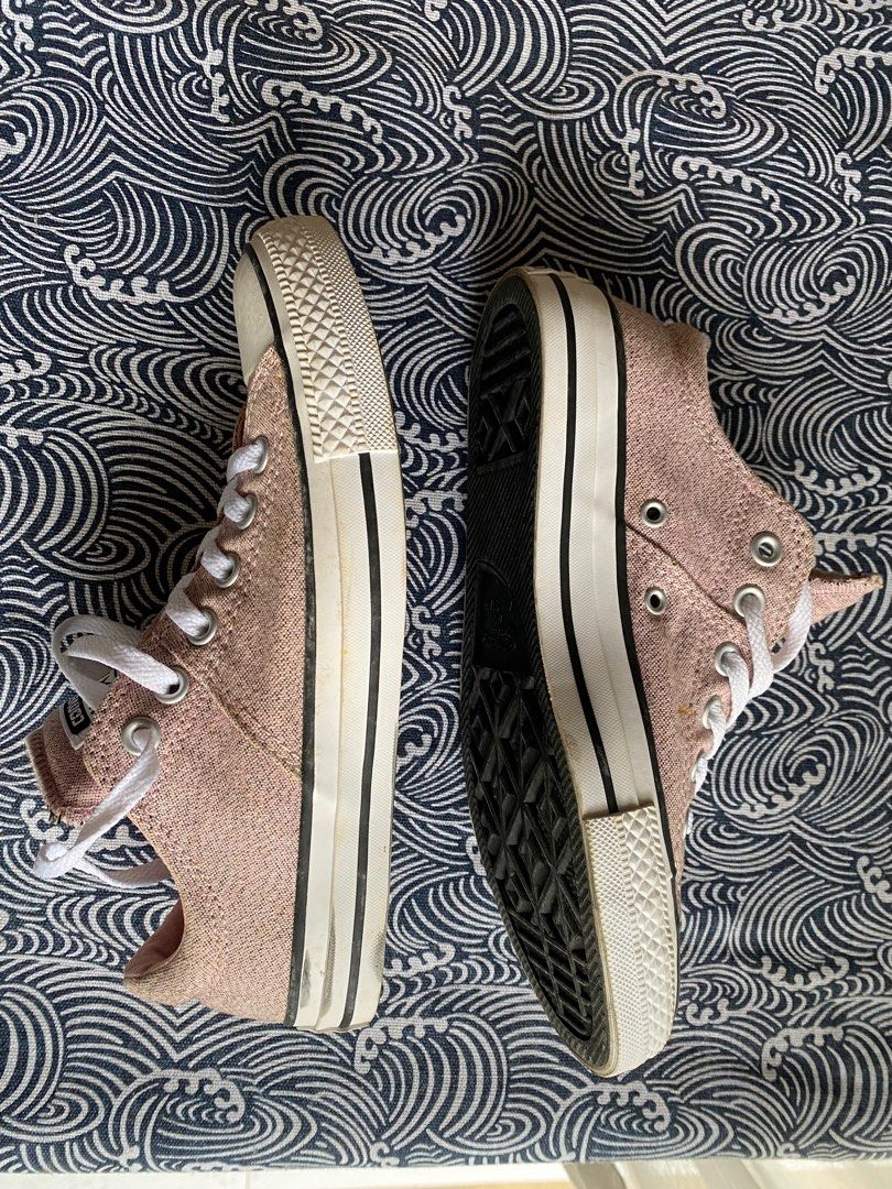 Authentic CONVERSE EU39 UK6 free delivery Women s Fashion Footwear Sneakers on Carousell