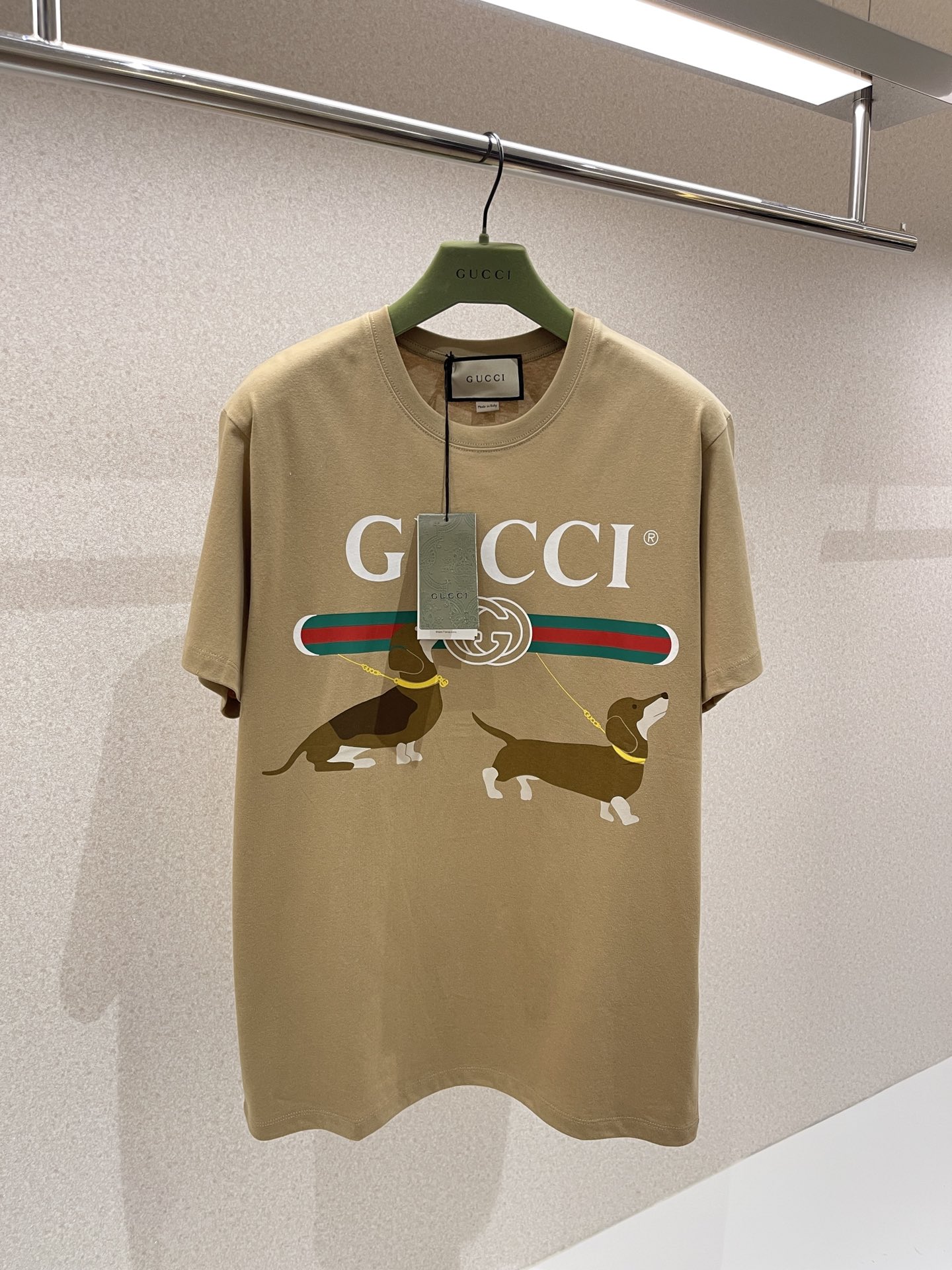 Authentic gucci Puppy Tee Luxury Apparel on Carousell
