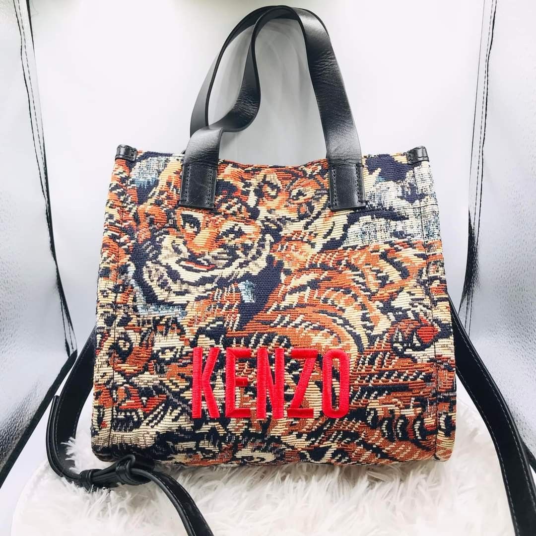 KENZO Jungle Flying Tiger Jacquard Tote Bag in Black