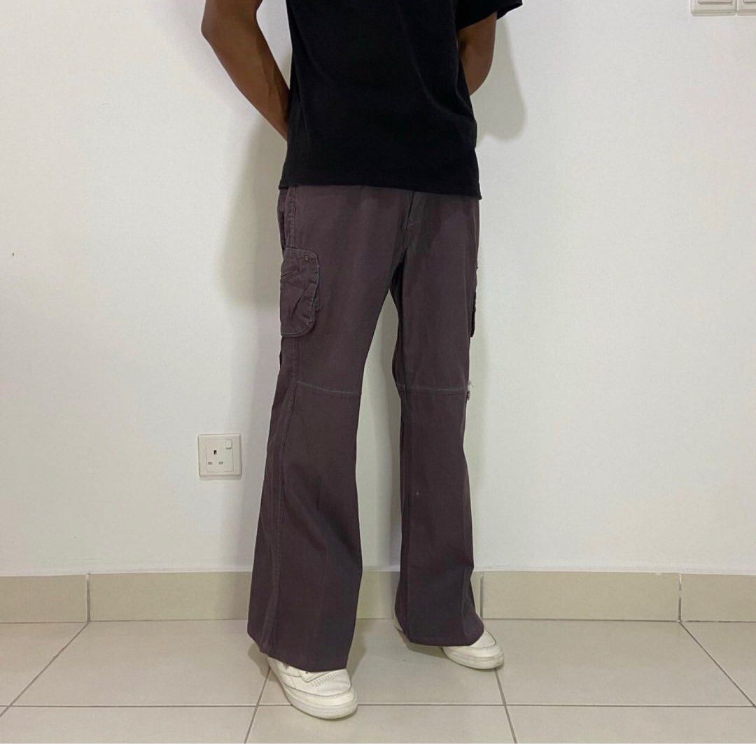 BB flare/bootcut Cargo Pants, Men's Fashion, Bottoms, Trousers on Carousell