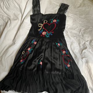 (Category: ) located in . Submitted by niasthings (Listing ID 1235360603, Image 1). Description: .