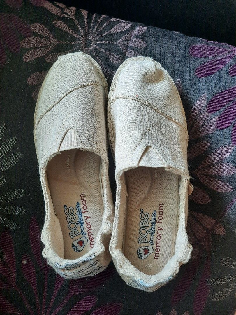 Bobs sketchers outlet memory foam
