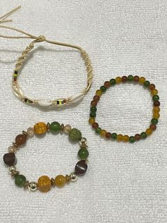 (Category: ) located in . Submitted by shopmaia (Listing ID 1235489777, Image 1). Description: .