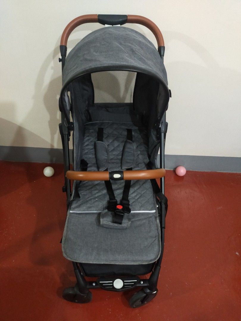 Brahmz Baby Stroller Babies Kids Going Out Strollers on Carousell