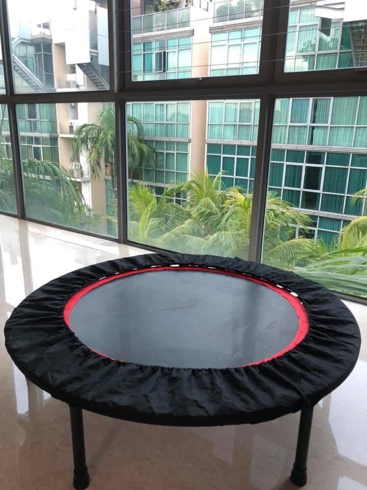 Brand New Assembled Trampoline, Sports Equipment, Exercise & Fitness