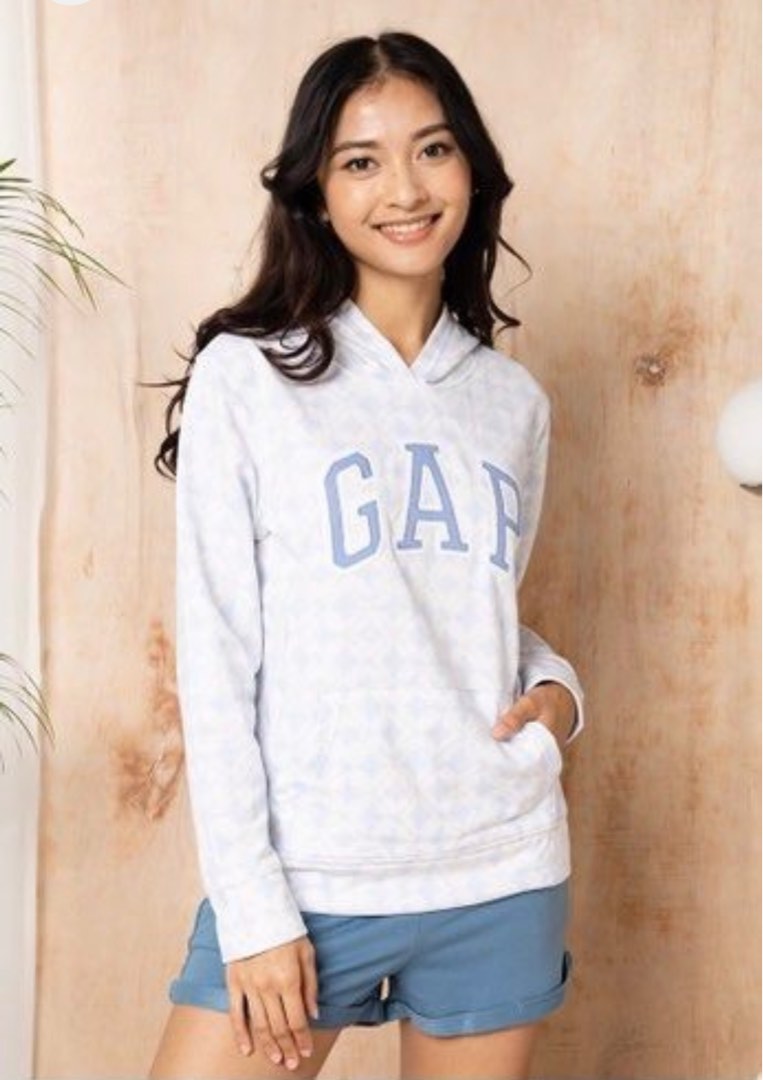 Brand New GAP Logo Close Pullover Hoodie Size EU 40 UK 5 US 7