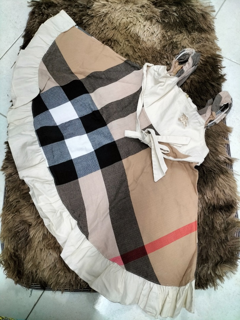 Baby burberry deals poncho
