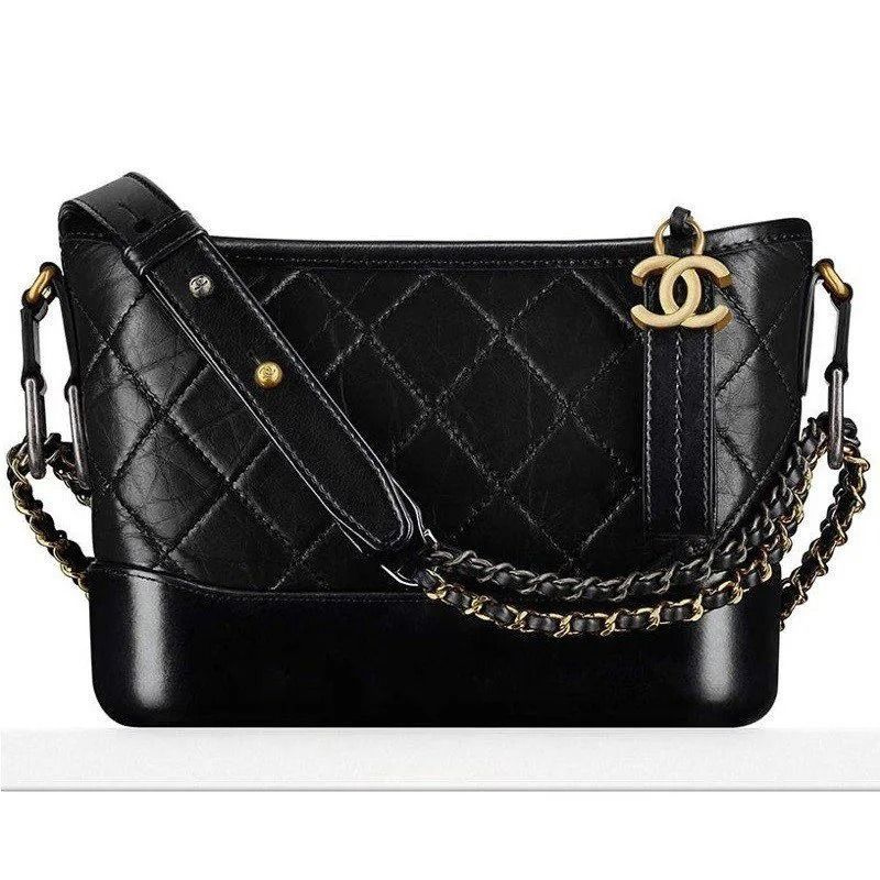 CHANEL Gabrielle Hobo Bolso, Luxury, Bags & Wallets on Carousell