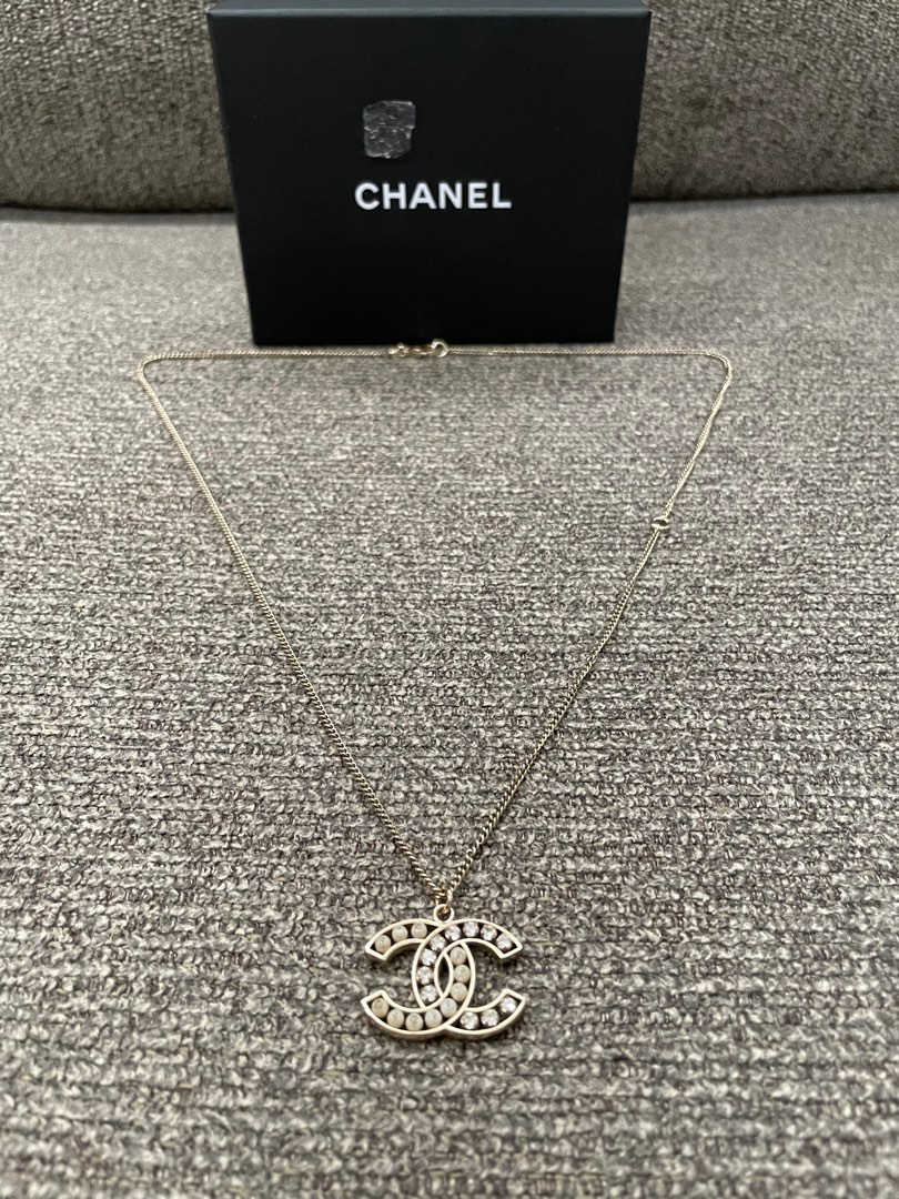 Chanel Pearl Crystal Necklace Luxury Accessories on Carousell